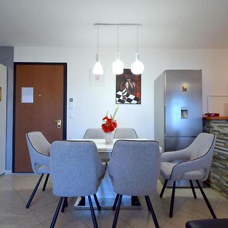 Apartment Lucy マリンスカ エクステリア 写真