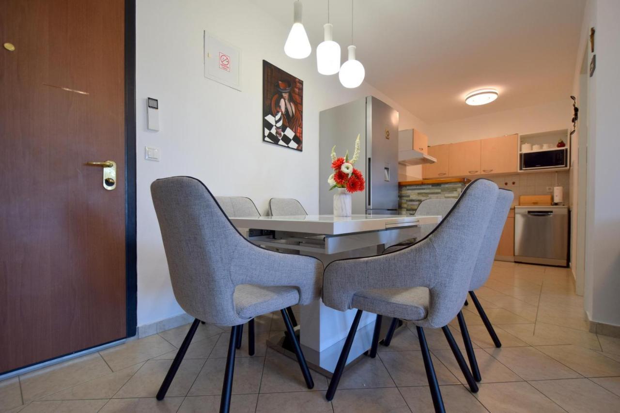 Apartment Lucy マリンスカ エクステリア 写真