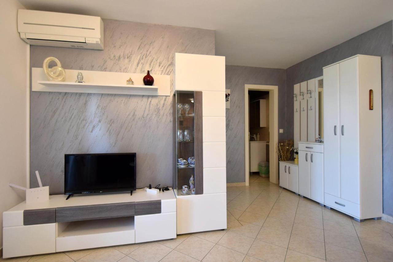 Apartment Lucy マリンスカ エクステリア 写真